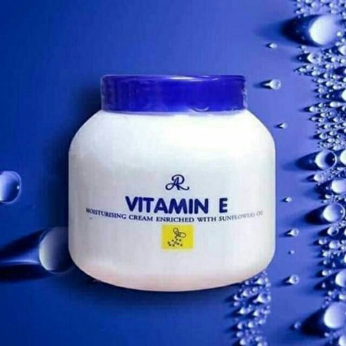 Kem dưỡng ẩm vitamin e thái lan hộp 200g