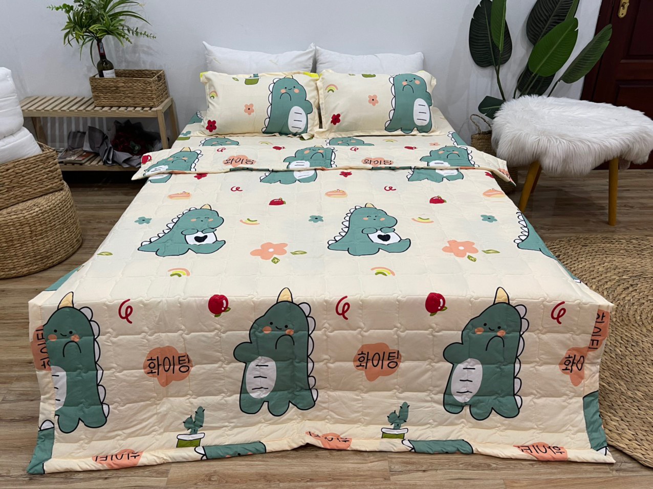 Bộ Chăn Ga Gối Cotton Poly Khủng Long Kem NVC Bedding Đủ Kích Thước 1m2 , 1m4 , 1m6 , 1m8 , 2m , 2m2