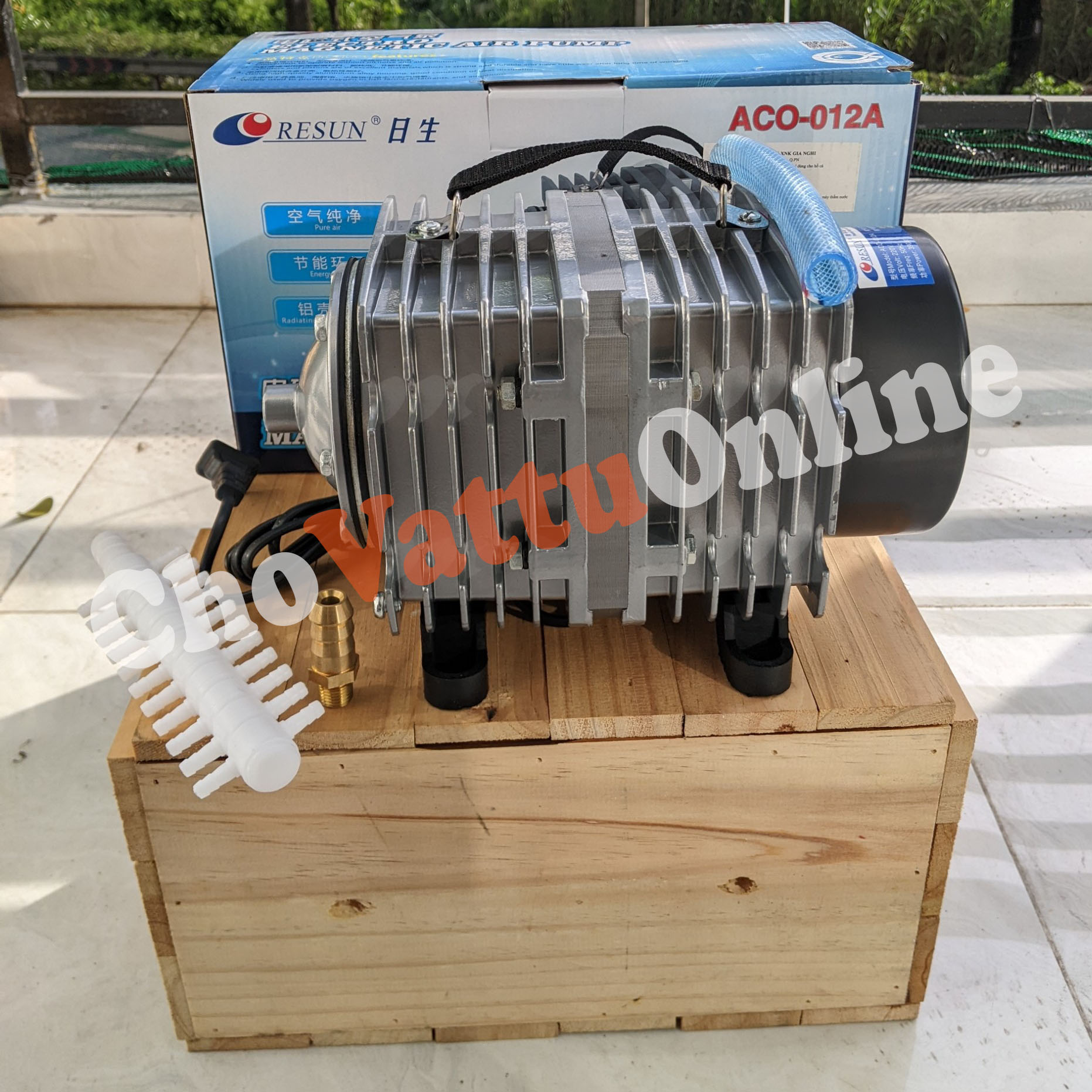 Máy bơm oxy công suất lớn 390W - 22 vòi dùng cho hồ cá lớn, vuông tôm, ao cá