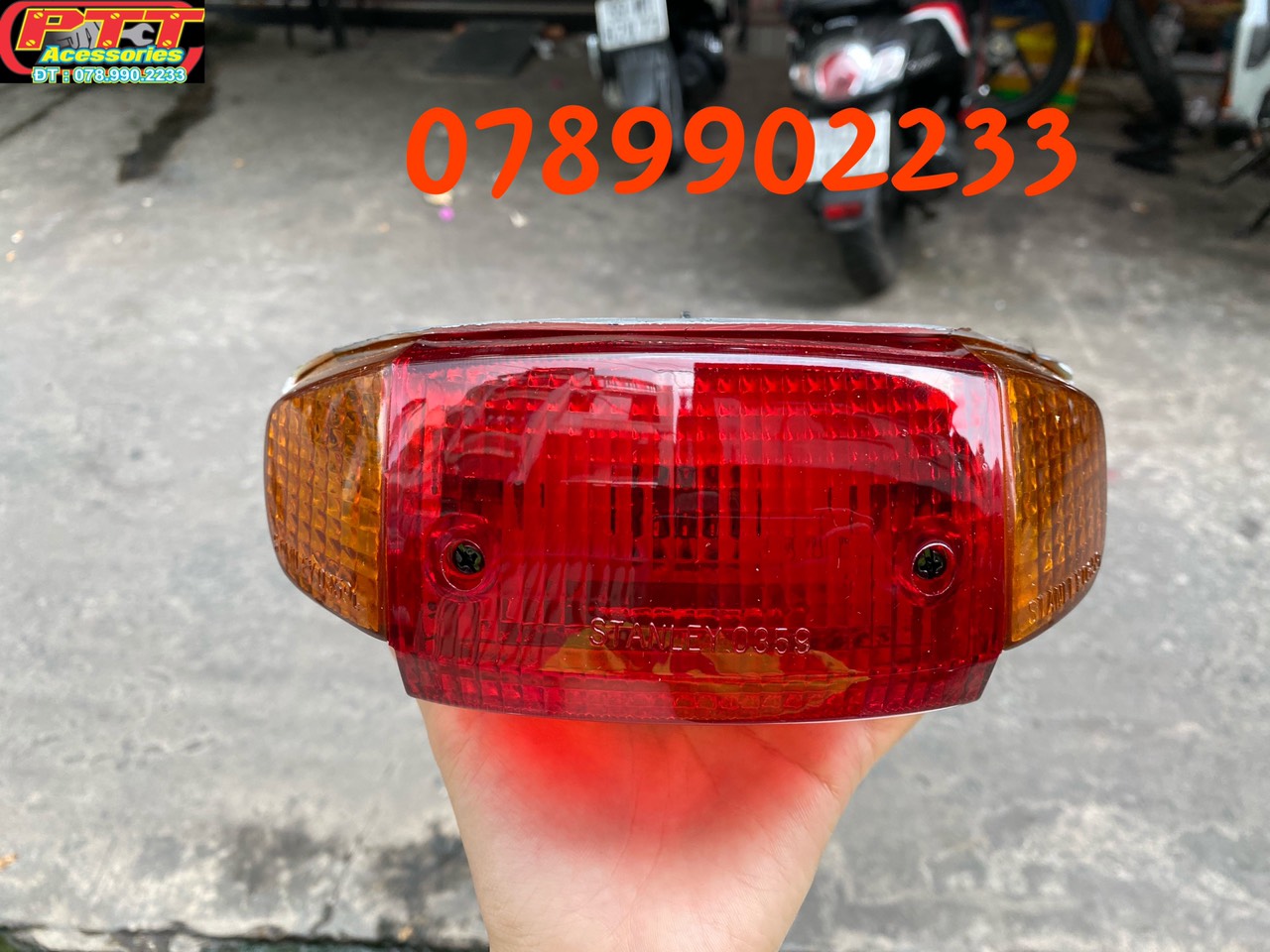 ĐÈN LÁI ( ĐÈN HẬU ) DÀNH CHO XE DREAM LÙN