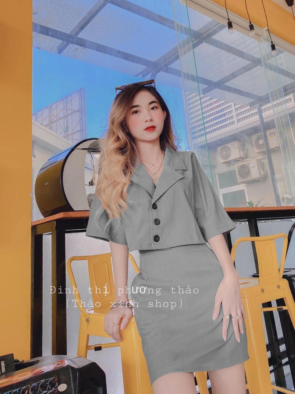 Sét váy áo cổ vest có túi kèm chân váy