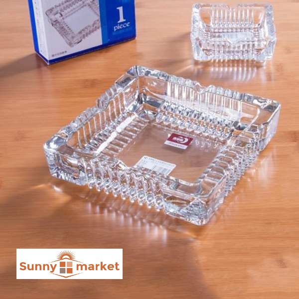 Gạt tàn thủy tinh vuông cao cấp, Chất liệu thủy tinh trong suốt, dày dặn, chịu va đập tốt, họa tiết sang trọng