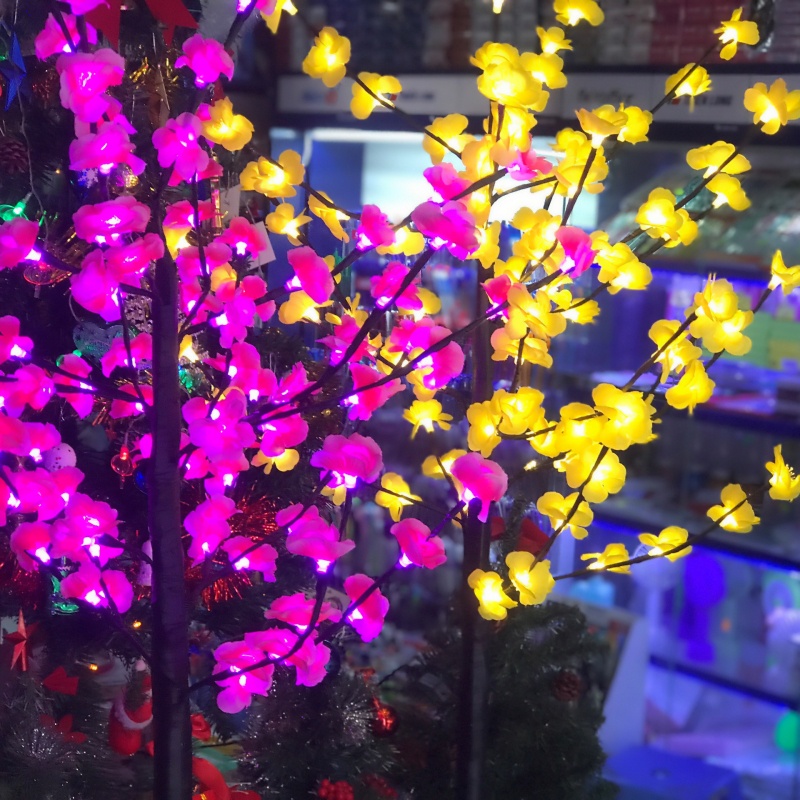 Cây hoa mai - hoa đào 1m2 trang trí tết có đèn led cực đẹp