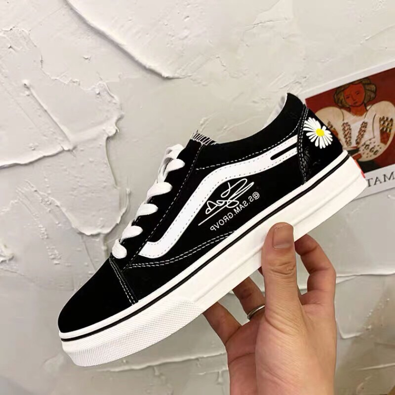 Giày thể thao nữ Va thêu hoa cúc chữ kí hot, giày sneaker nữ hàng VNXK dư