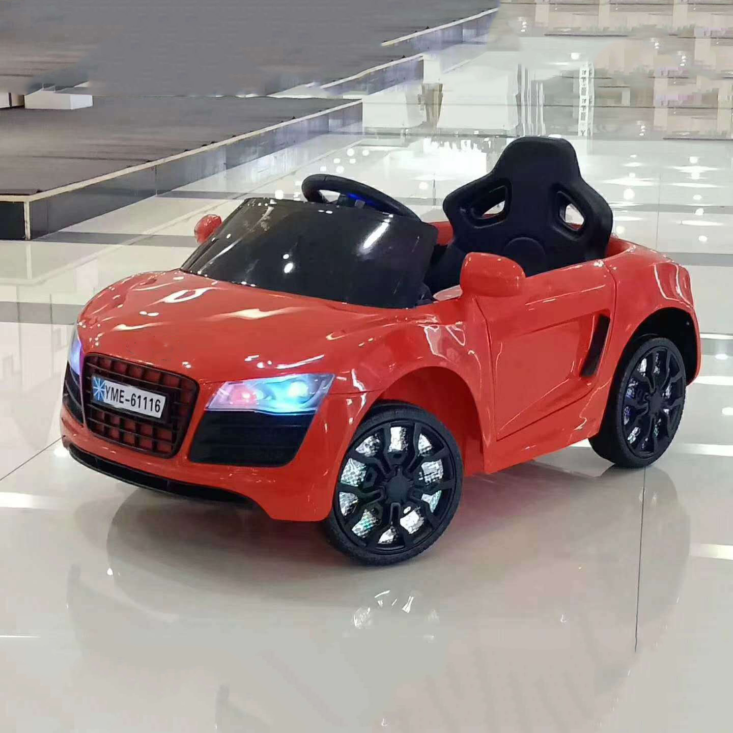 Xe Ô tô Điện Mui Trần cho bé, đạp chân ga Siêu chất , Món Quà VIP tặng Bé