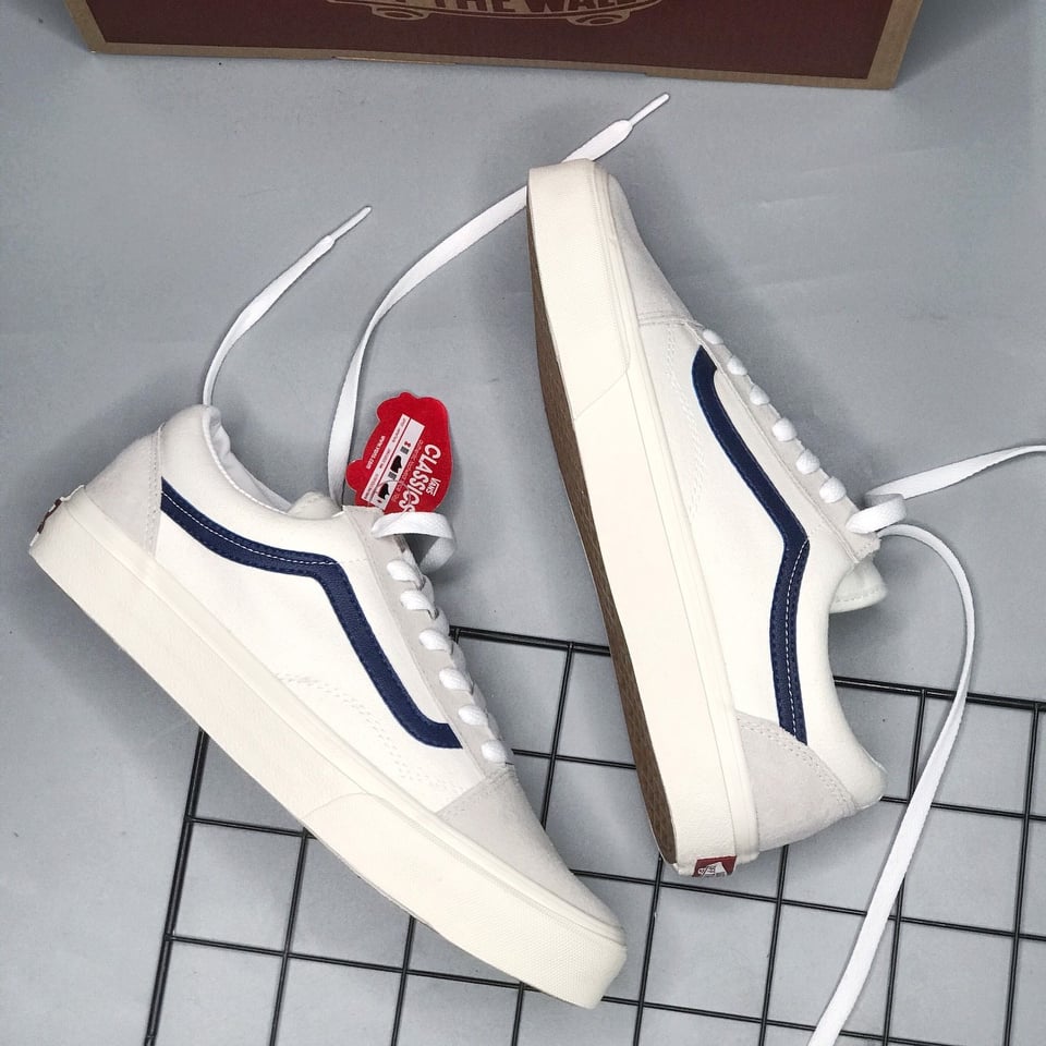 [HCM]Giày thể thao Vanz sọc xanh [ Hàng đẹp + Tặng kèm tất ]