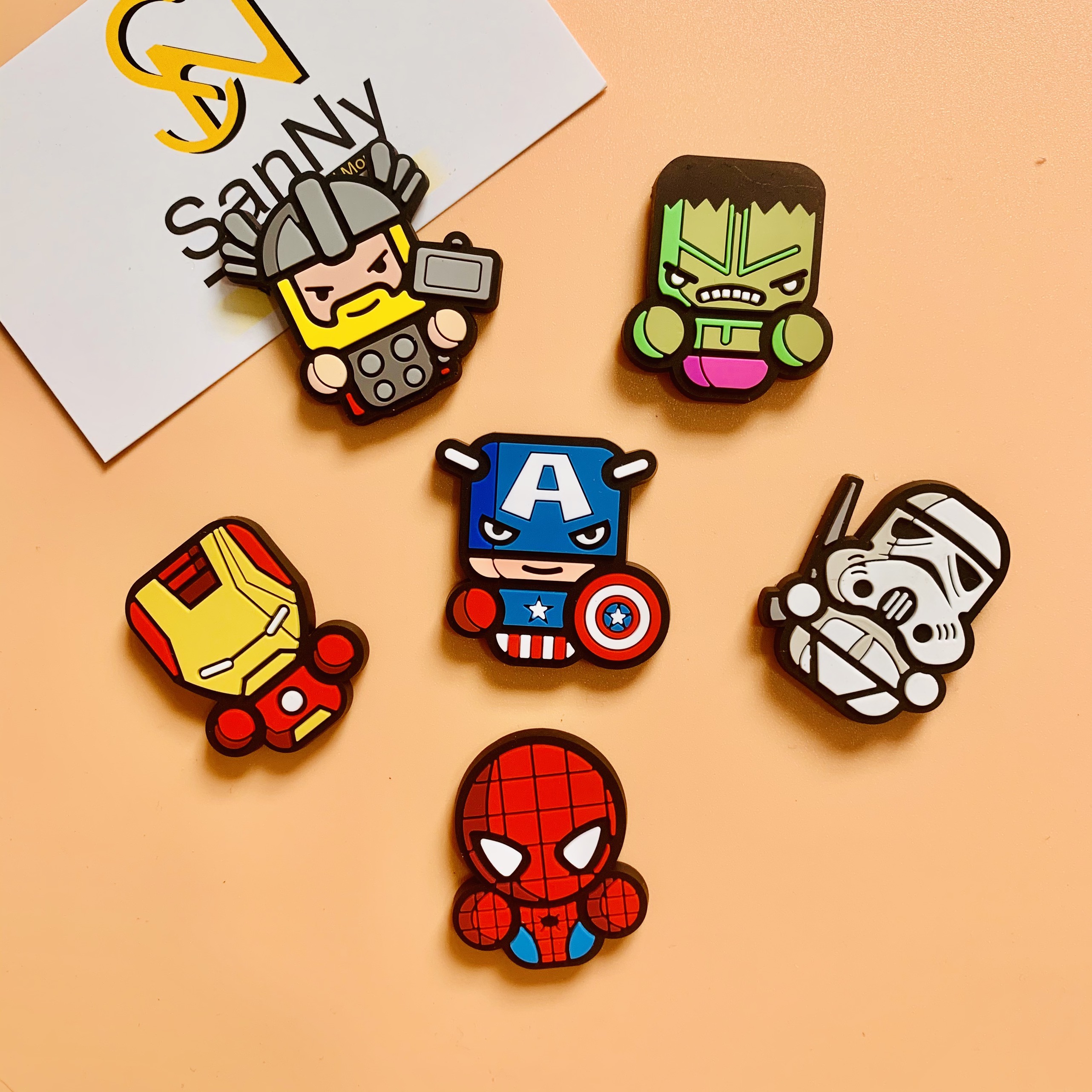 Nam châm hít tủ lạnh hình ảnh siêu anh hùng chất liệu nhựa dẻo 3D