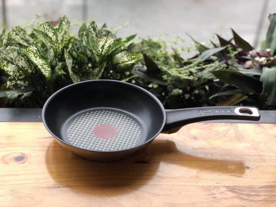Chảo Tefal Jamie Oliver Titanium 20cm