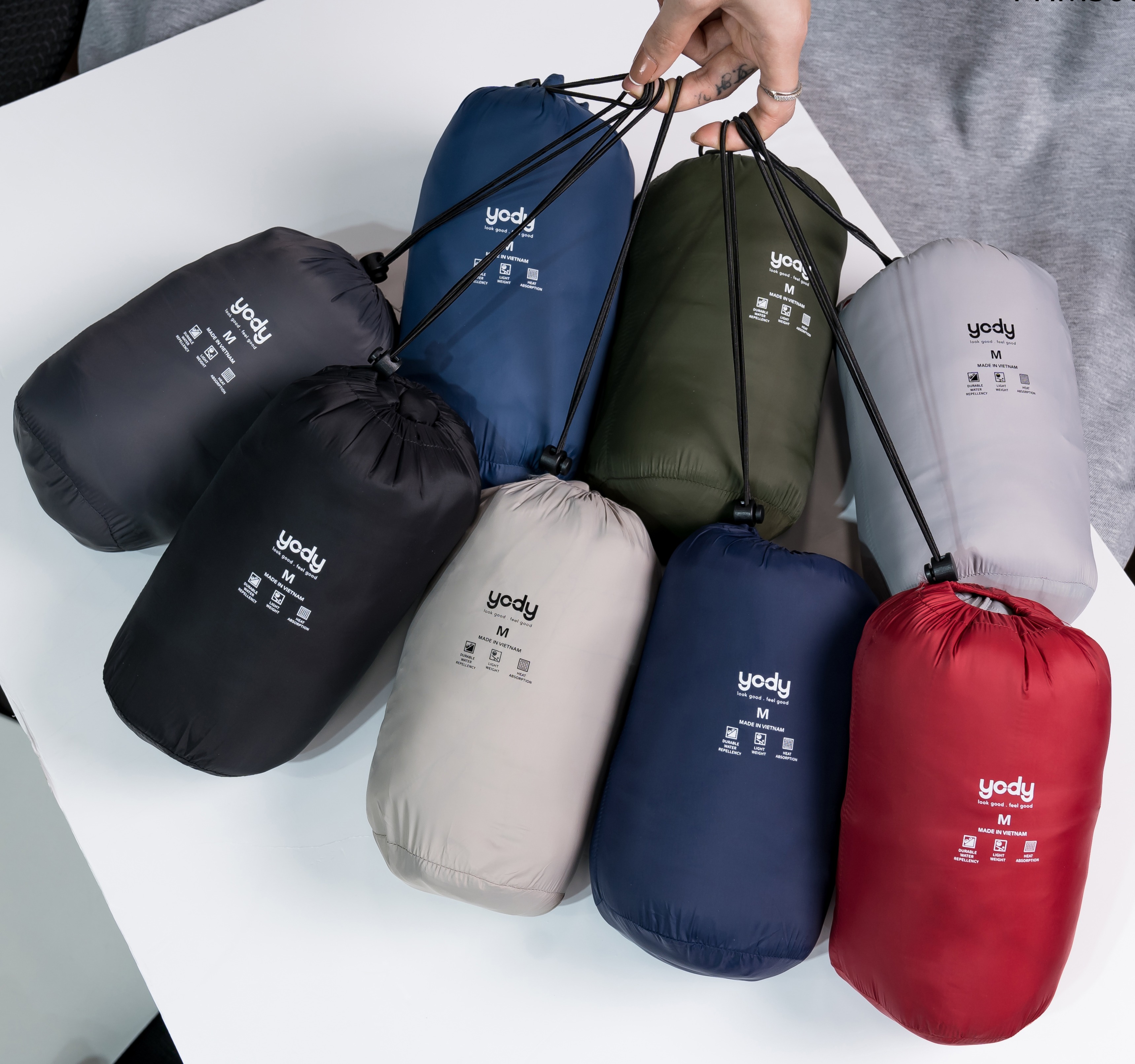 Áo Phao Nam Siêu Nhẹ Có Mũ Cơ Bản YODY Nhiều Màu