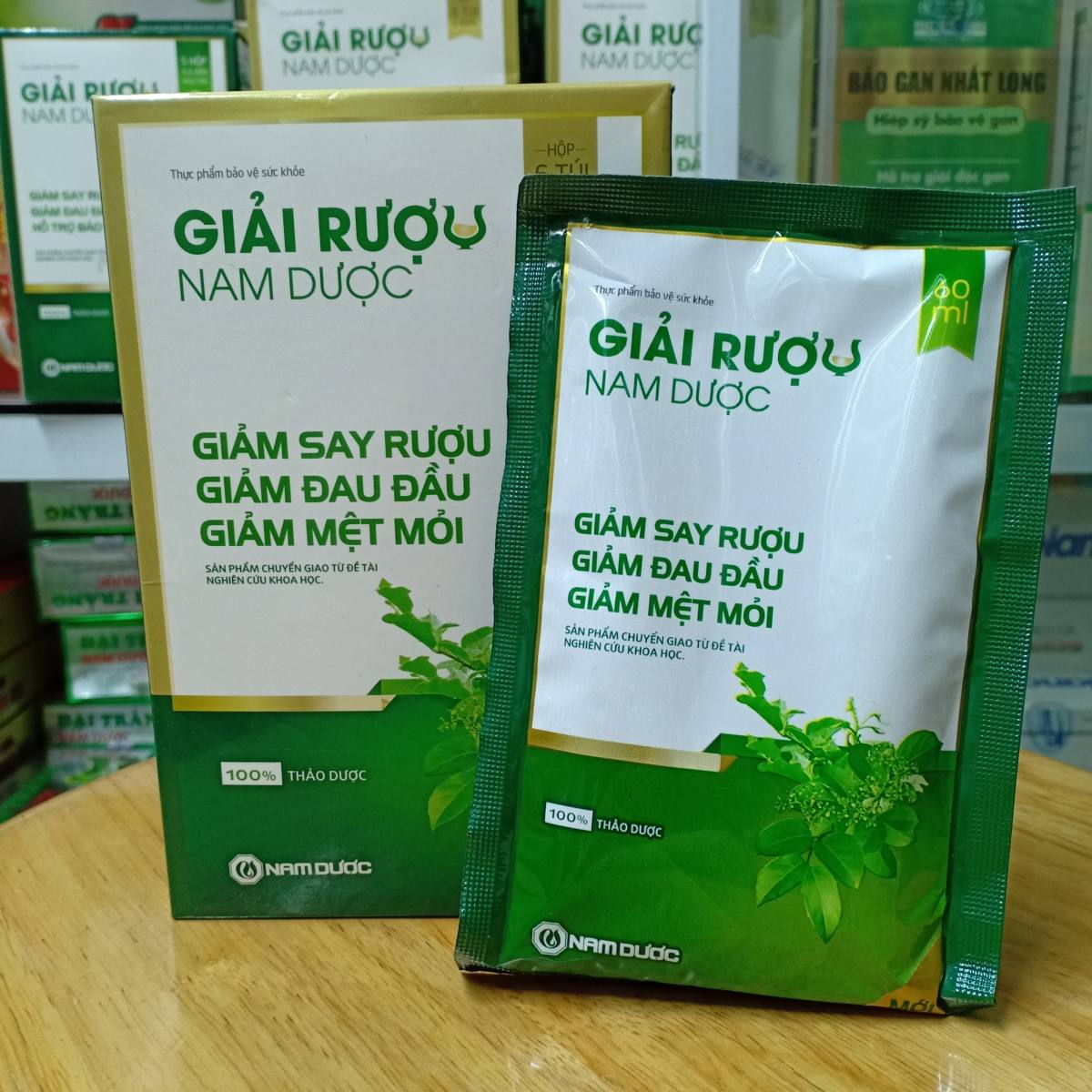 Giải rượu Nam Dược gói- Giúp bảo vệ sức khỏe cho người uống rượu, bia,giải độc gan, hạ men gan- Chứa chè dây, cà gai leo, astiso- Hộp 6 túi
