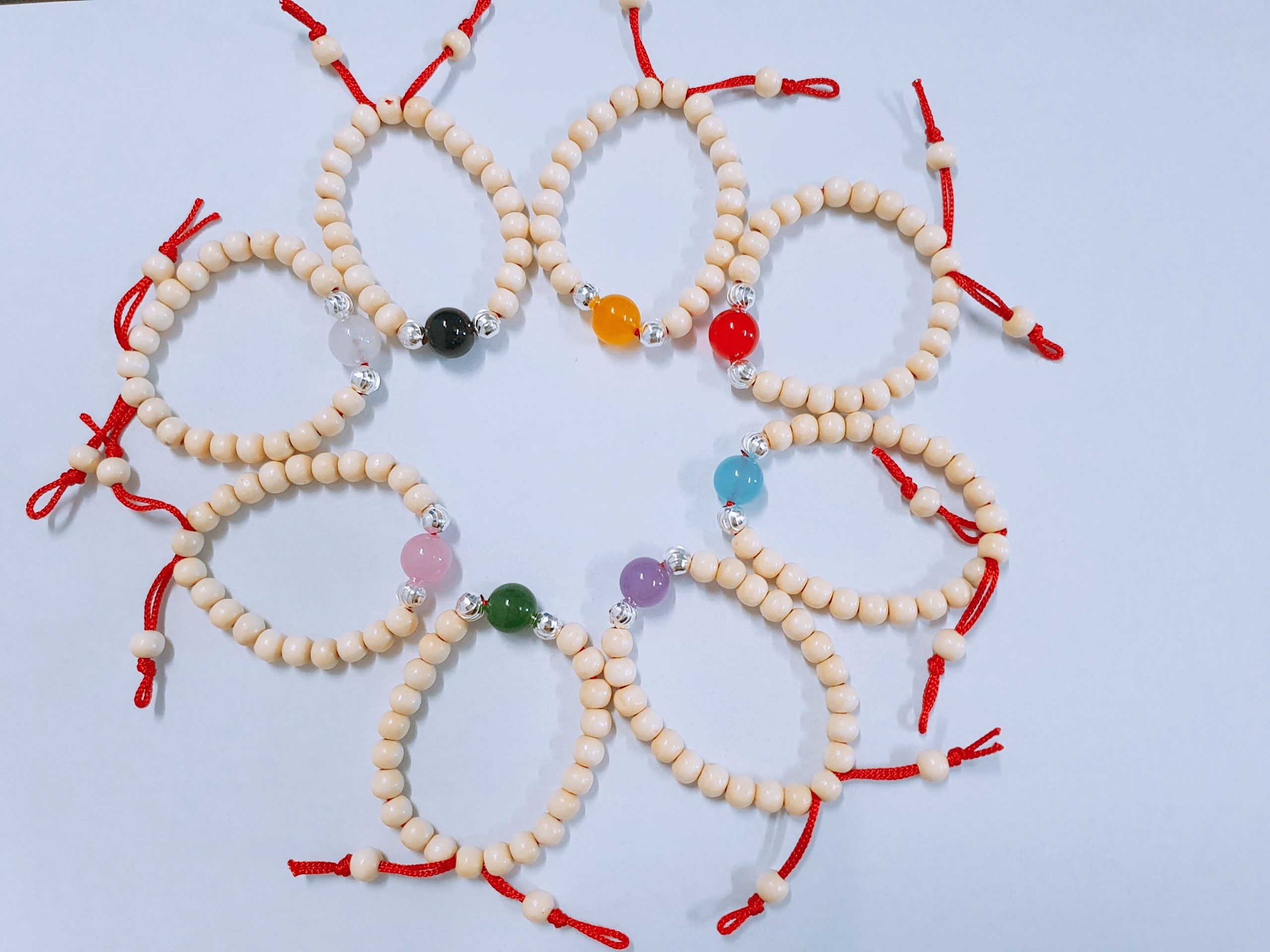 Vòng dâu tằm cho bé - 2 bạc 1 đá mệnh