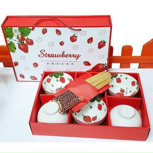 Set bát dâu kèm đũa