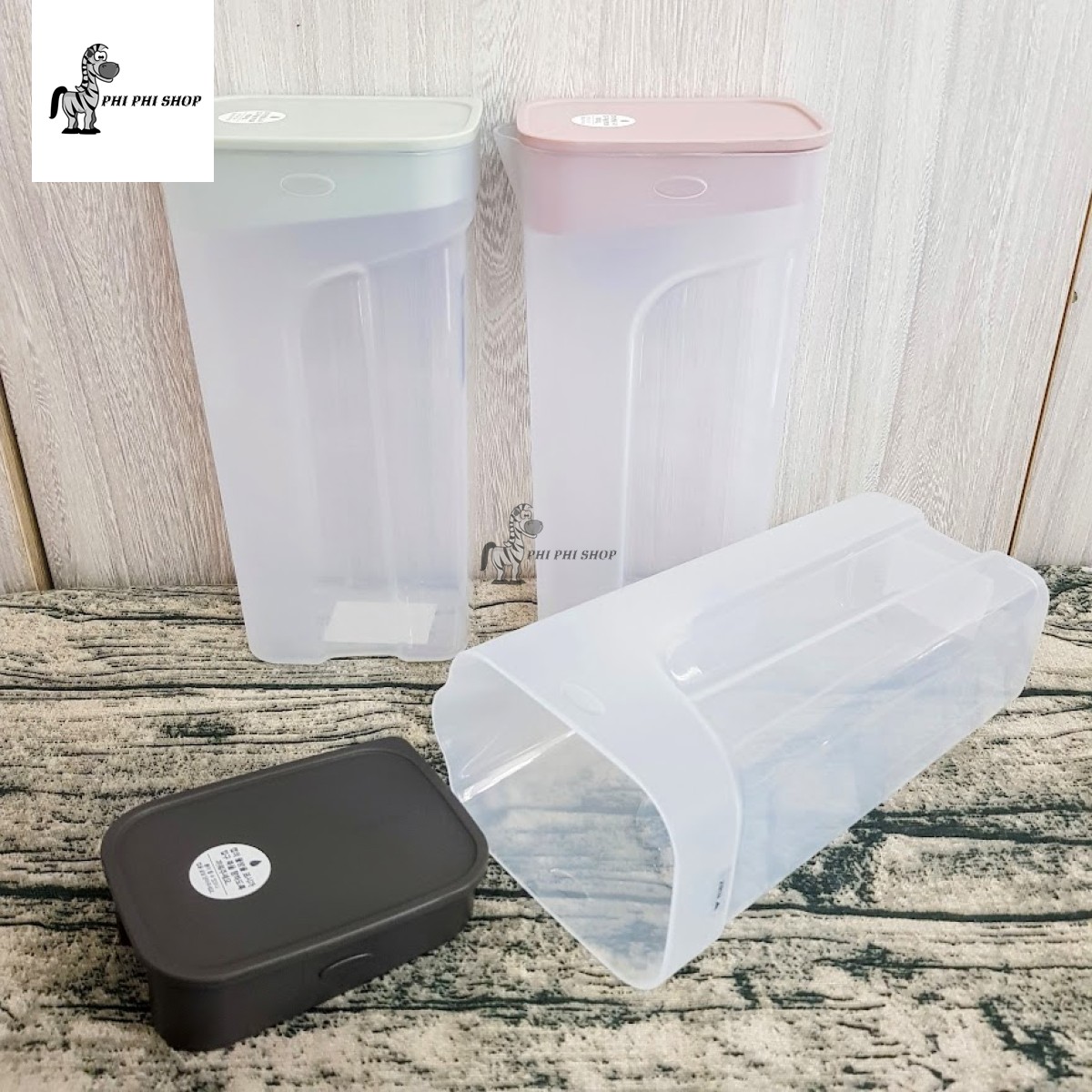 Bình đựng nước LocknLock Handle Bottle dung tích 1.4L HAP817