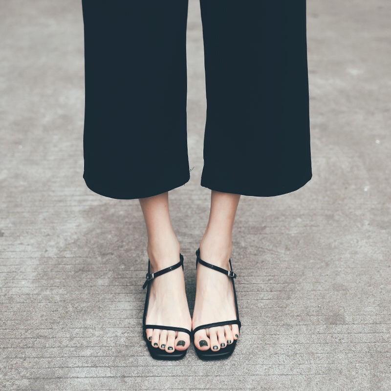 Giày sandal DHS26 mũi tròn, Xăng đan gót nhọn cao 5 cm nữ tính
