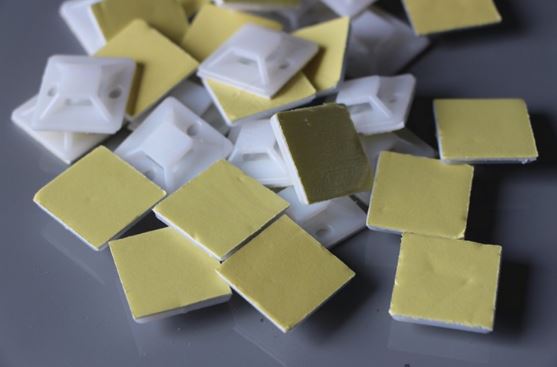 Đế dán dây rút 20x20mm, 25x25mm, 30x30mm, 40x40mm - Bịch 100 cái