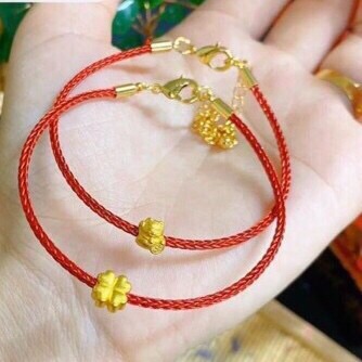 Lắc tay cham vàng ta, có giấy của tiệm vàng