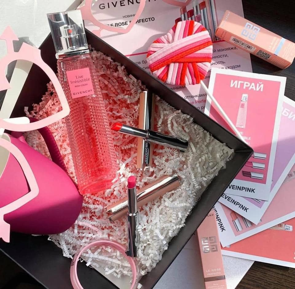 Nước Hoa Givenchy Live Irresistible Rosy Crush 75Ml