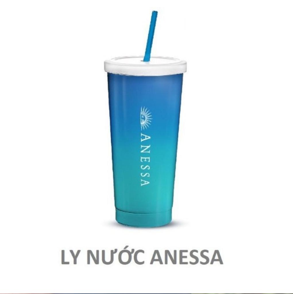 Ly nước Anessa 710ml