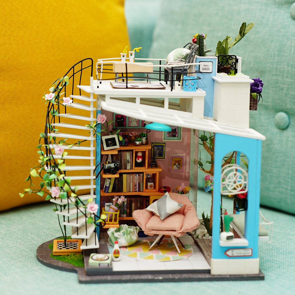 BẢN XUẤT KHẨU TIẾNG ANH Mô hình nhà DIY Doll House Robotime Dora s Loft