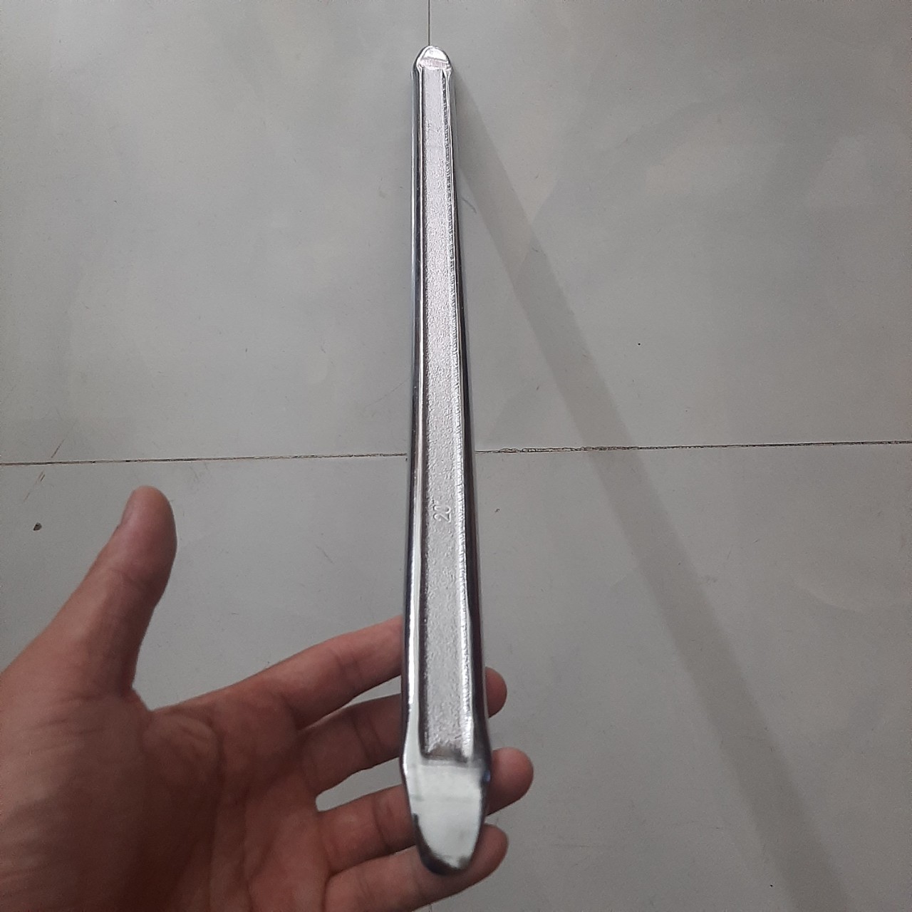 Cây lơ via móc lốp cong,dày dài 20''