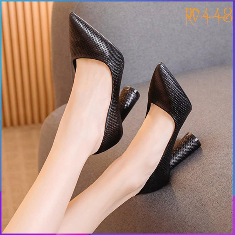 Giày cao gót nữ đẹp đế vuông 8cm hàng hiệu rosata ba màu đen đỏ nâu cao cấp ro448