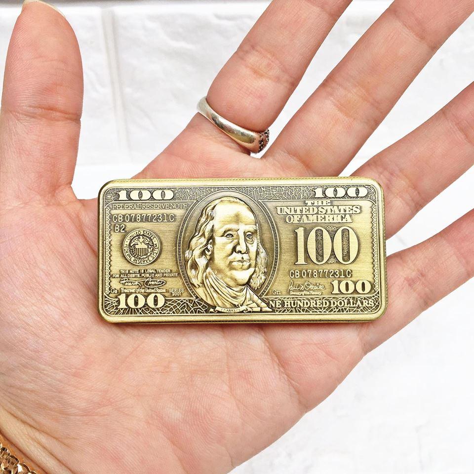 BẬT LỬA KHÈ TRƯỢT HÌNH TIỀN 100 USD (KIM LOẠI)