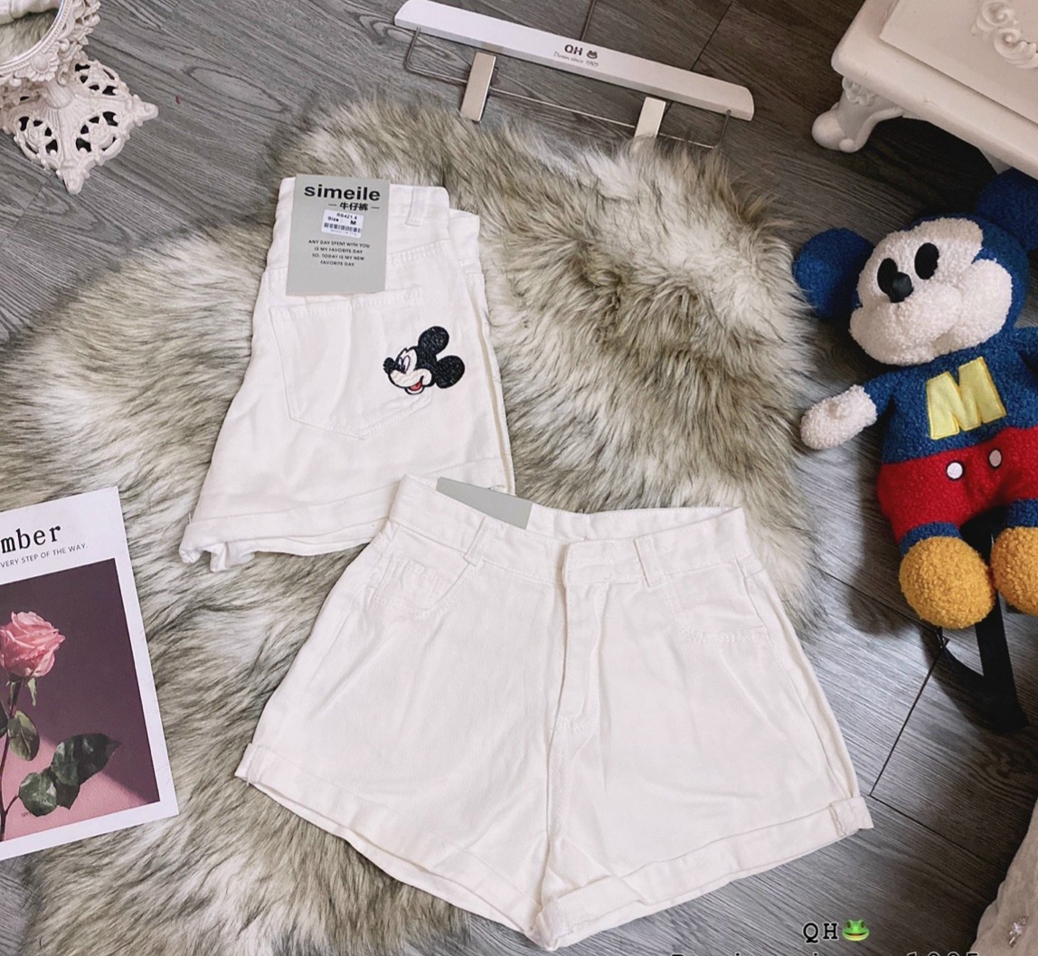 Quần short jean nữ, túi sau thêu hình micky