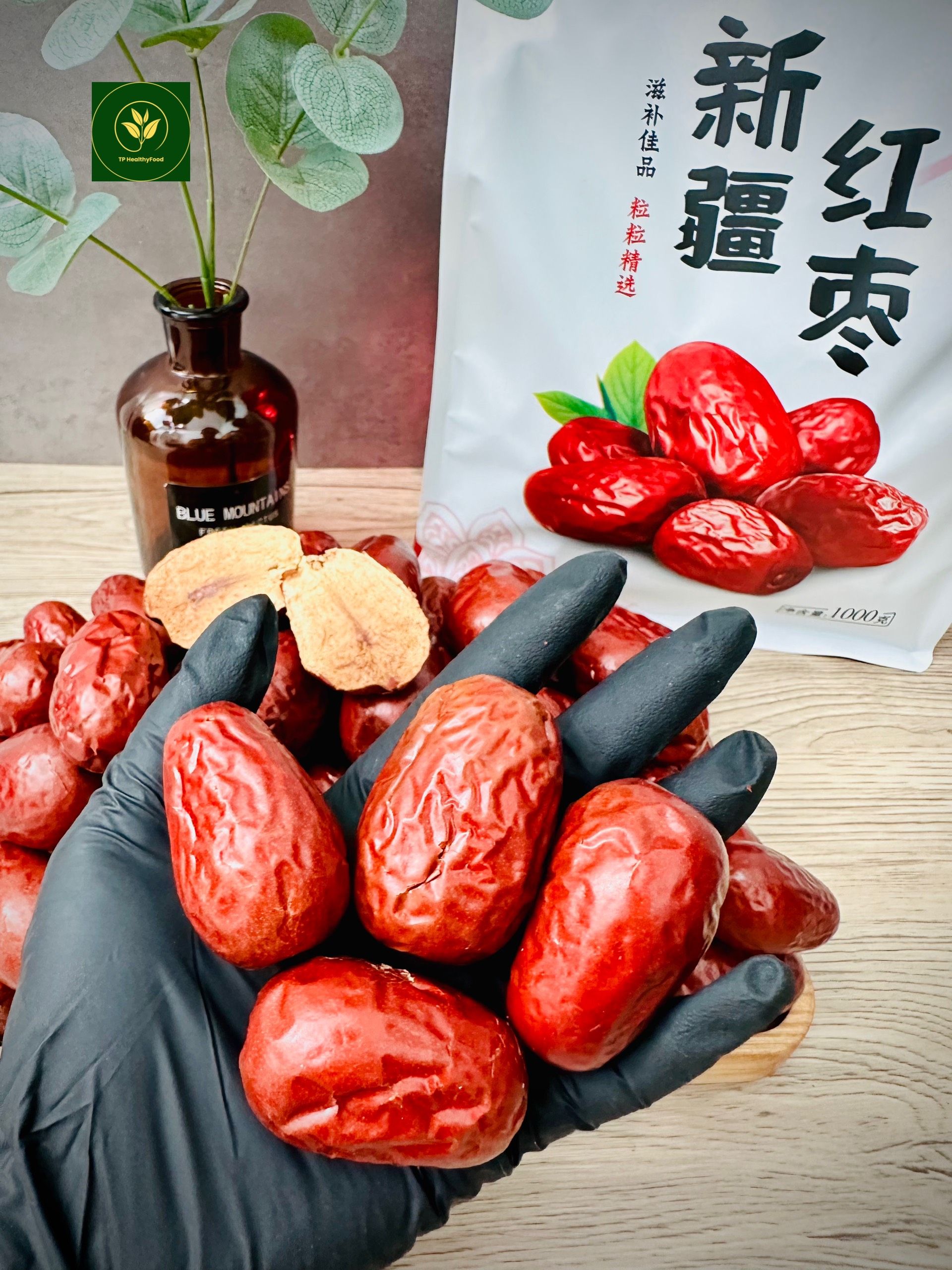 Táo đỏ tân cương hoà điền loại ngon size to túi 1 kg - táo đỏ thơm ngon và dinh dưỡng