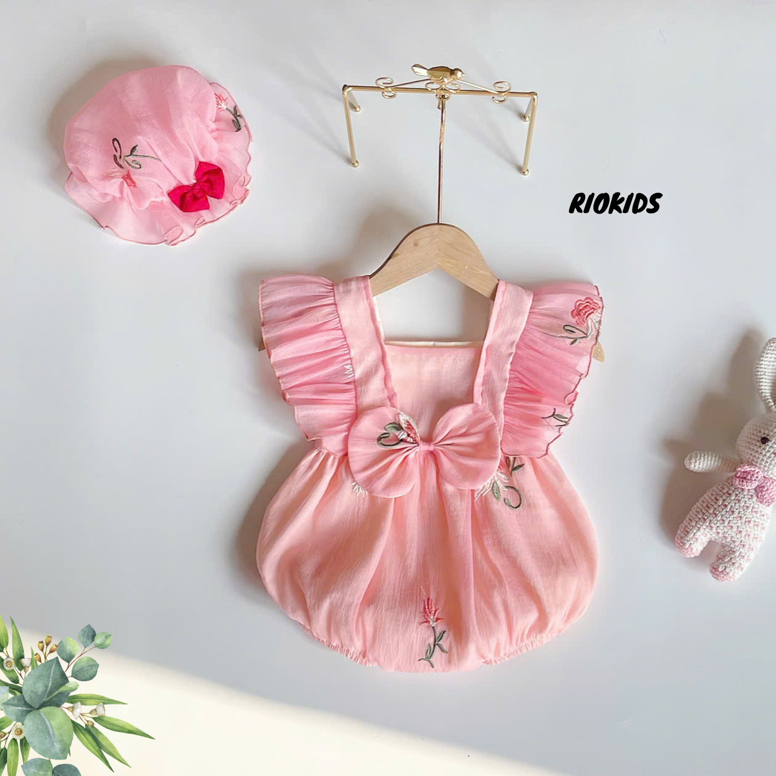 BD224 Bodysuit áo liền quần tơ thêu RIOKIDS quần áo đầy tháng cho bé gái sơ sinh thôi nôi