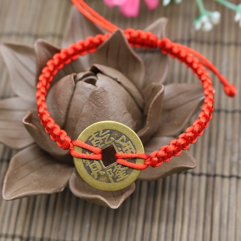 Dây chỉ đỏ tết đồng xu tài lộc - vòng tay đồng xu may mắn s12