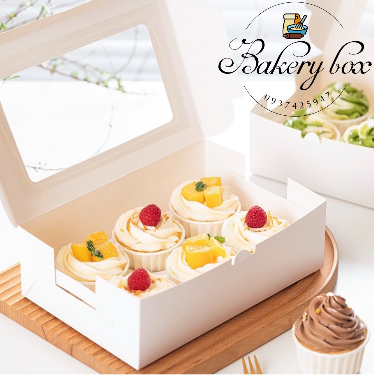 10 hộp giấy đựng bánh cupcake có mặt kính trong suốt 6 ô