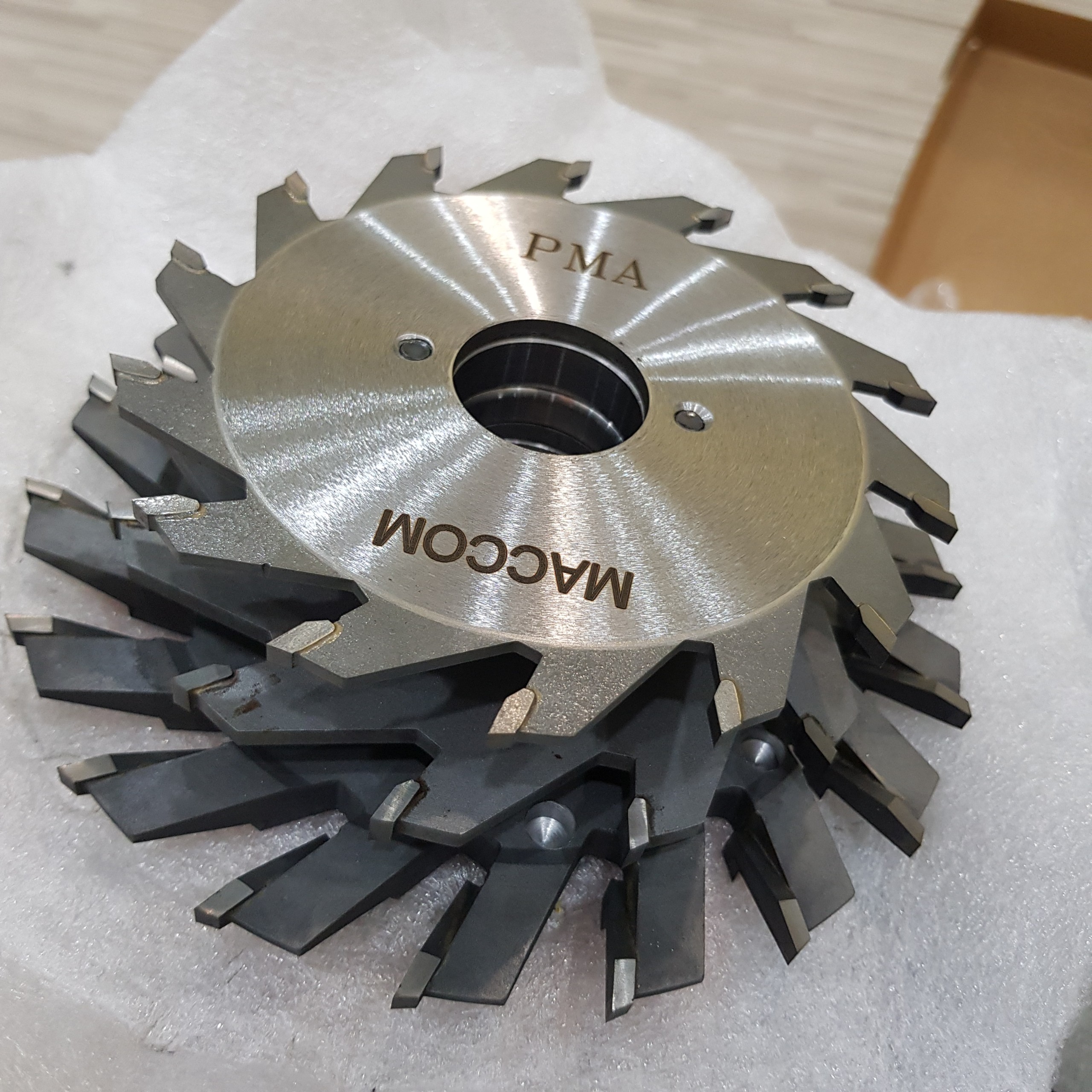 Bộ 2 lưỡi phay nhôm pma 18 răng