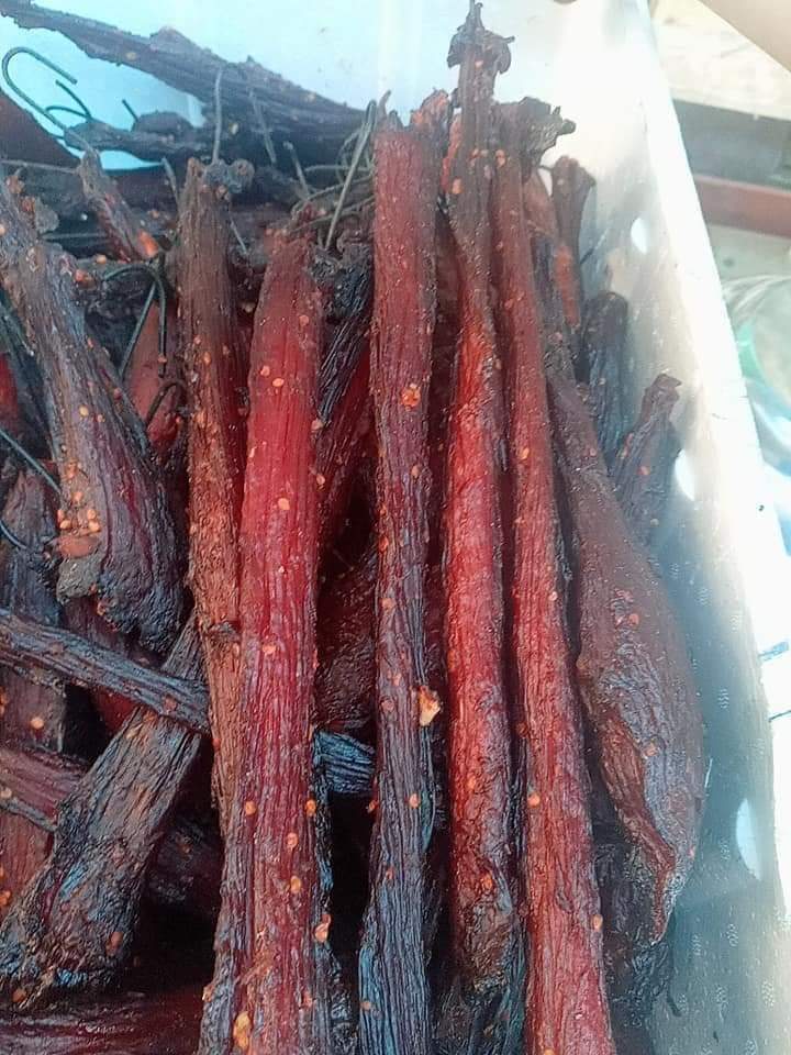 Combo 0.5kg khô nai một nắng và 0.5 kg thit nai xông khói đặc sản đắc nông