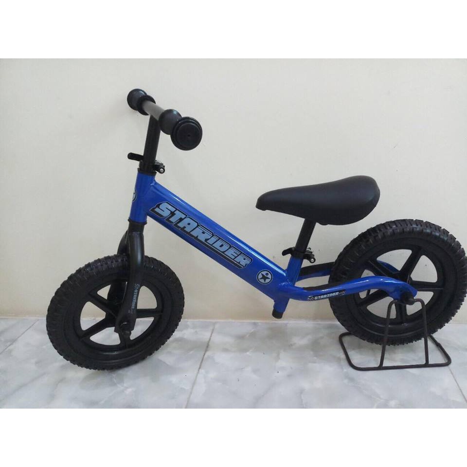 Xe tập thăng bằng cho bé Starider tặng kèm bọc tay +biển số