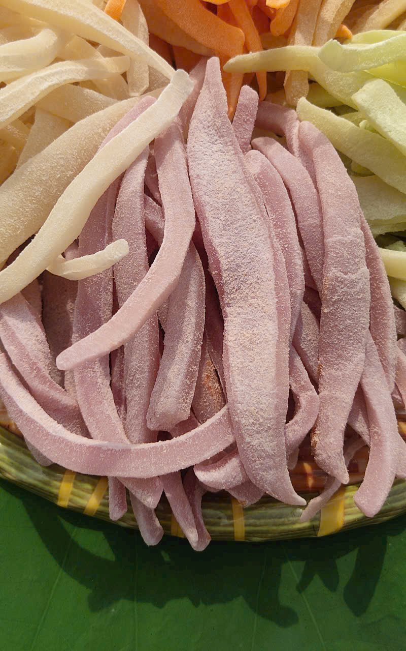 MỨT DỪA NON NGŨ SẮC siêu ngon - khay 500g