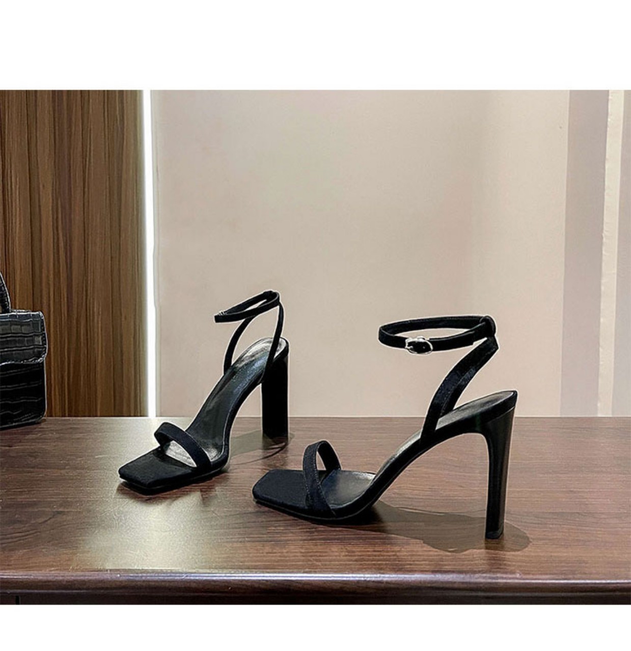 Giày sandal nữ SIZE 35-43 mã DHS47 mũi vuông cao 9cm gót dẹp hàng đẹp sang chảnh trend 2022 có 2 màu trắng và đen - 7