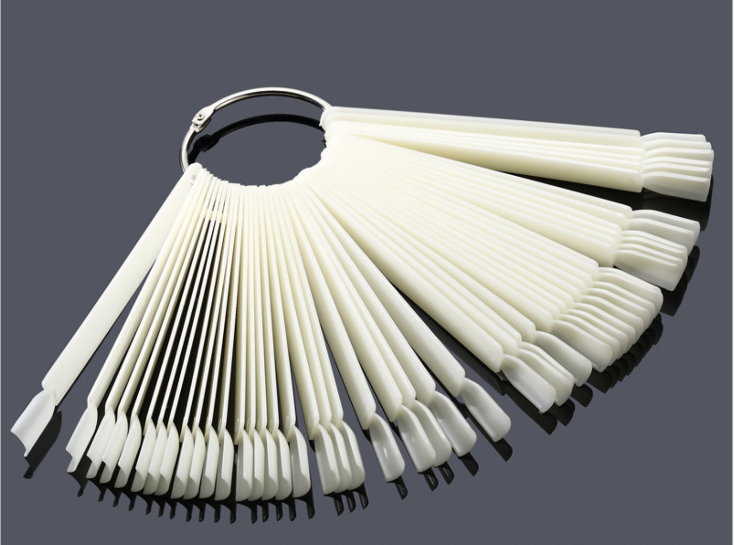 Móng que tập sơn và làm màu mẫu khách xem - dụng cụ làm nail