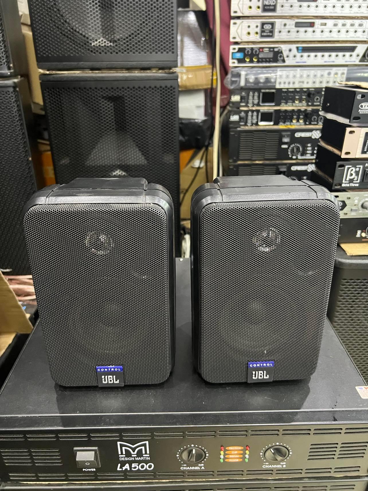 Đôi loa jbl control 1: hàng loại 1, tổng công suất 160w, loa treo tường, loa trợ lời...