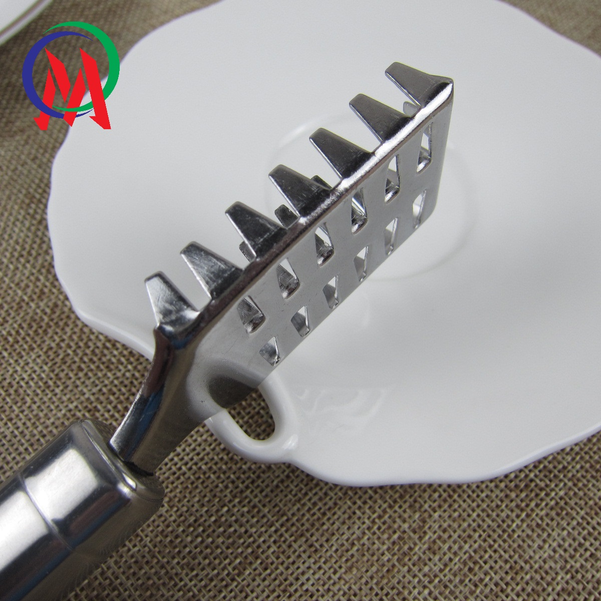 [HCM]{Hàng hót giá rẻ} Combo 2 Dụng cụ đánh vảy cá nạo dừa