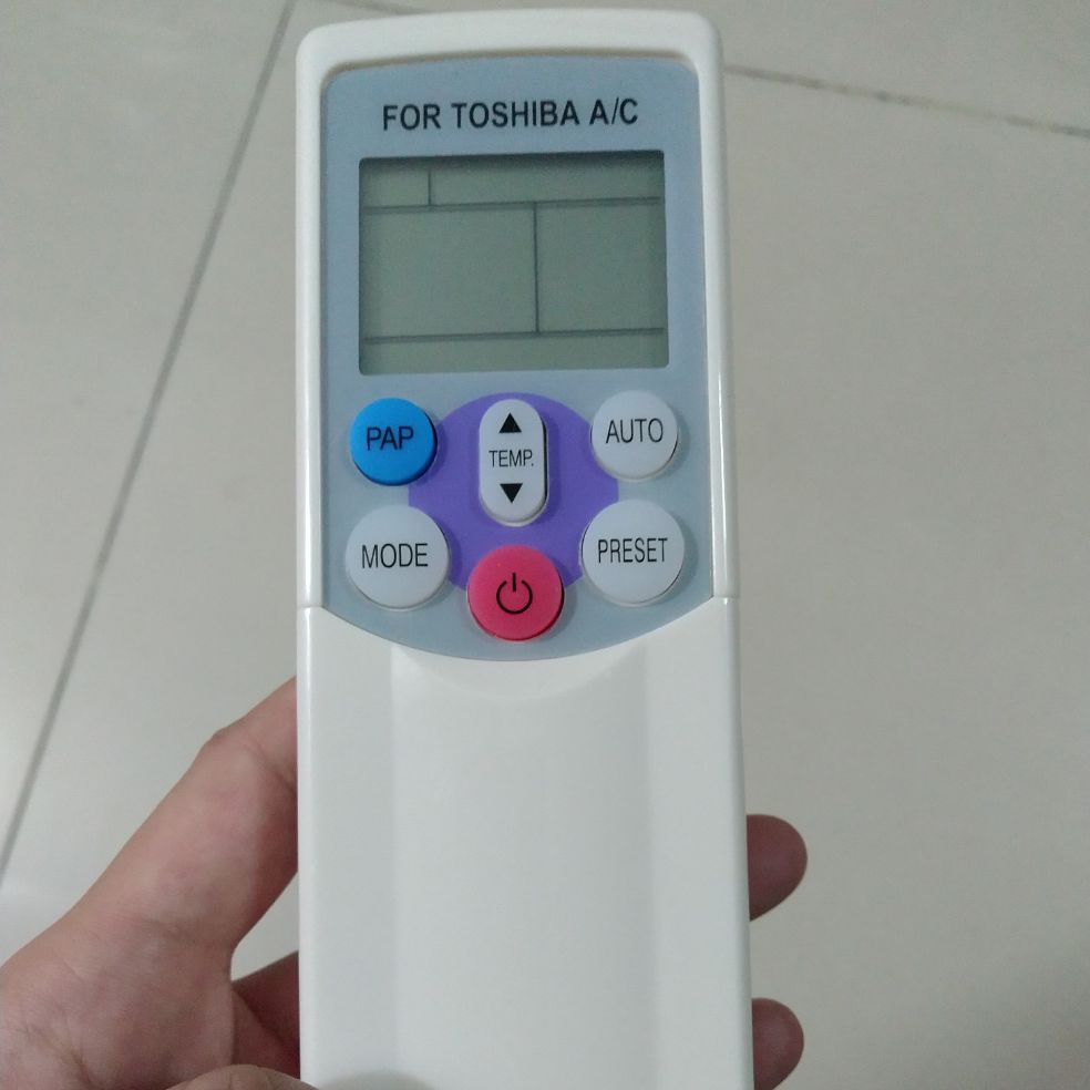 [HCM]remote điều khiển máy lạnh Toshiba nắp trượt