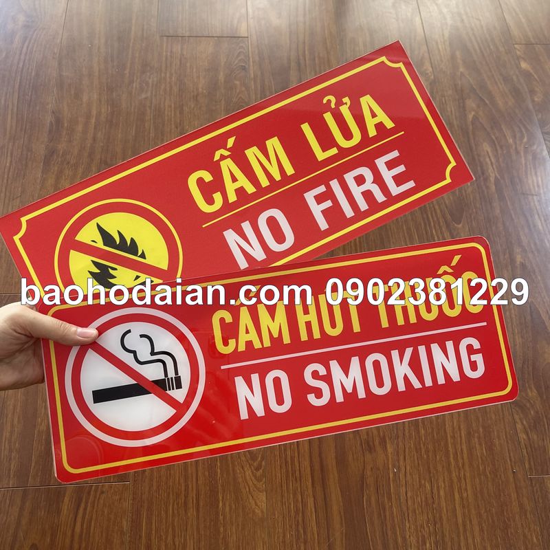 Bảng mica cấm lửa, cấm hút thuốc 15 x 30cm