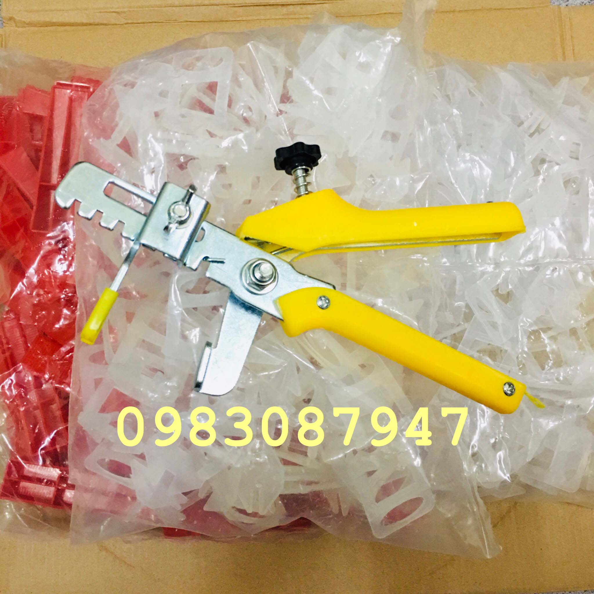 Combo 300 chiếc ke cân bằng 100 ke nêm 1 kìm bấm ke hàng loại 1