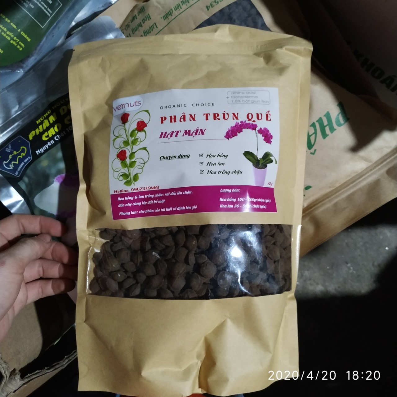 Phân trùn quế hat mận Vernus cao cấp cho hoa lan, hoa hông goi 1kg