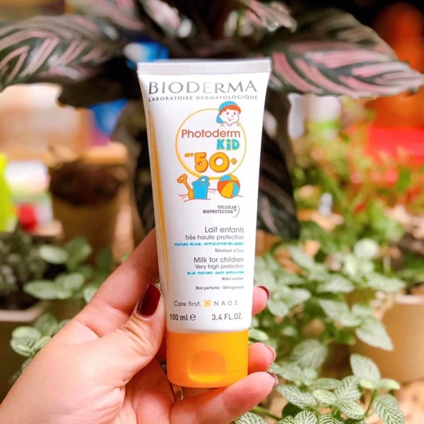 (HÀNG XỊN) Kem Chống Nắng Cho Bé Bioderma-Bảo Vệ Da Bé Toàn Diện Dưới Tác Động Của Môi Trường -Kem chống nắng dành cho em bé - Bảo vệ tối đa làn da mỏng manh và nhạy cảm, thích hợp cho cả mặt và cơ thể.