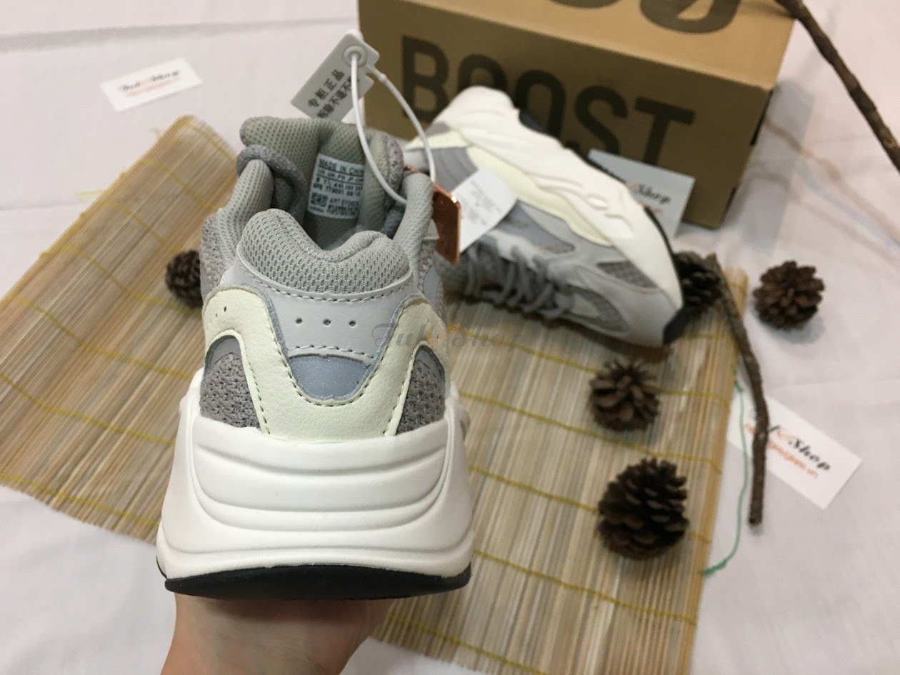 Giầy Thể Thao sneaker Nam Nữ Yeezy 700 Xám Phản Quang Giây Yeezy700 static Unisex