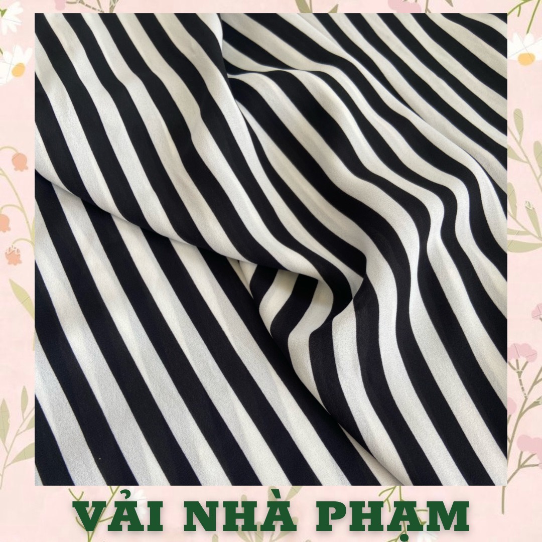 Lụa cát họa tiết sọc trắng đen 1cm - khổ vải 1.5m - vải nhà phạm
