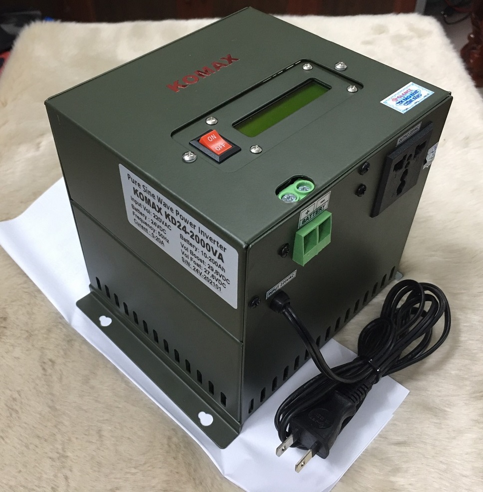 Máy kích điện 24V lên 220V Sine chuẩn KOMAX KD24-2000VA Giá 3,600,000 Đồng*Miễn phí vận chuyển