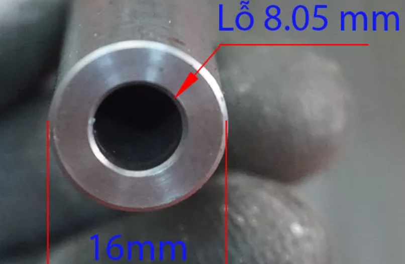 Ống thép đúc 8.05 đường kính ngoài 16 mm