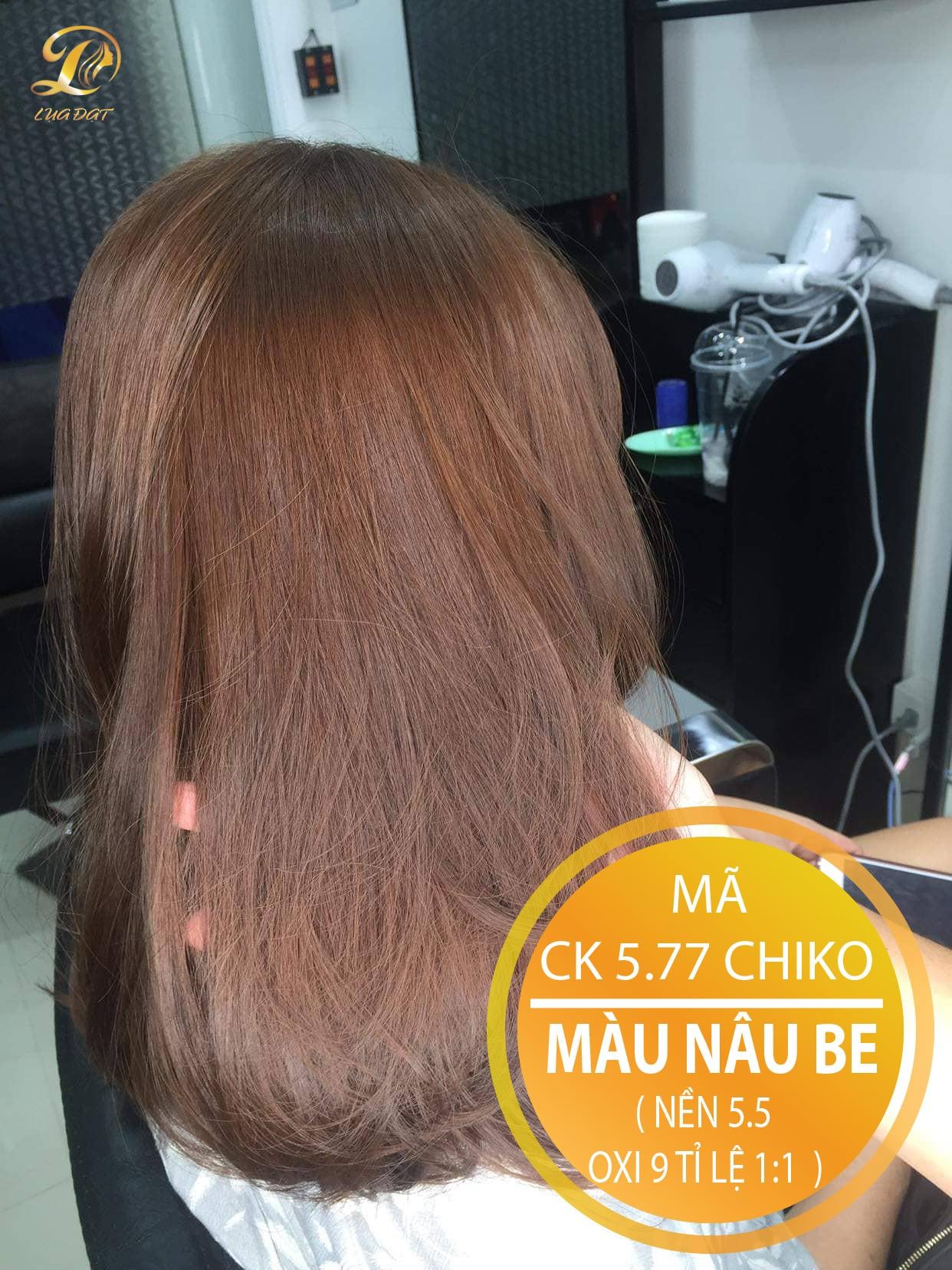Bạn yêu thích màu tóc tươi tắn và thời thượng? Hãy sử dụng thuốc nhuộm tóc Chiko để tạo ra màu tuyệt vời nhé! Bọt sẽ thấm sâu vào tóc, tạo ra màu sắc hoàn hảo trong một thời gian ngắn.