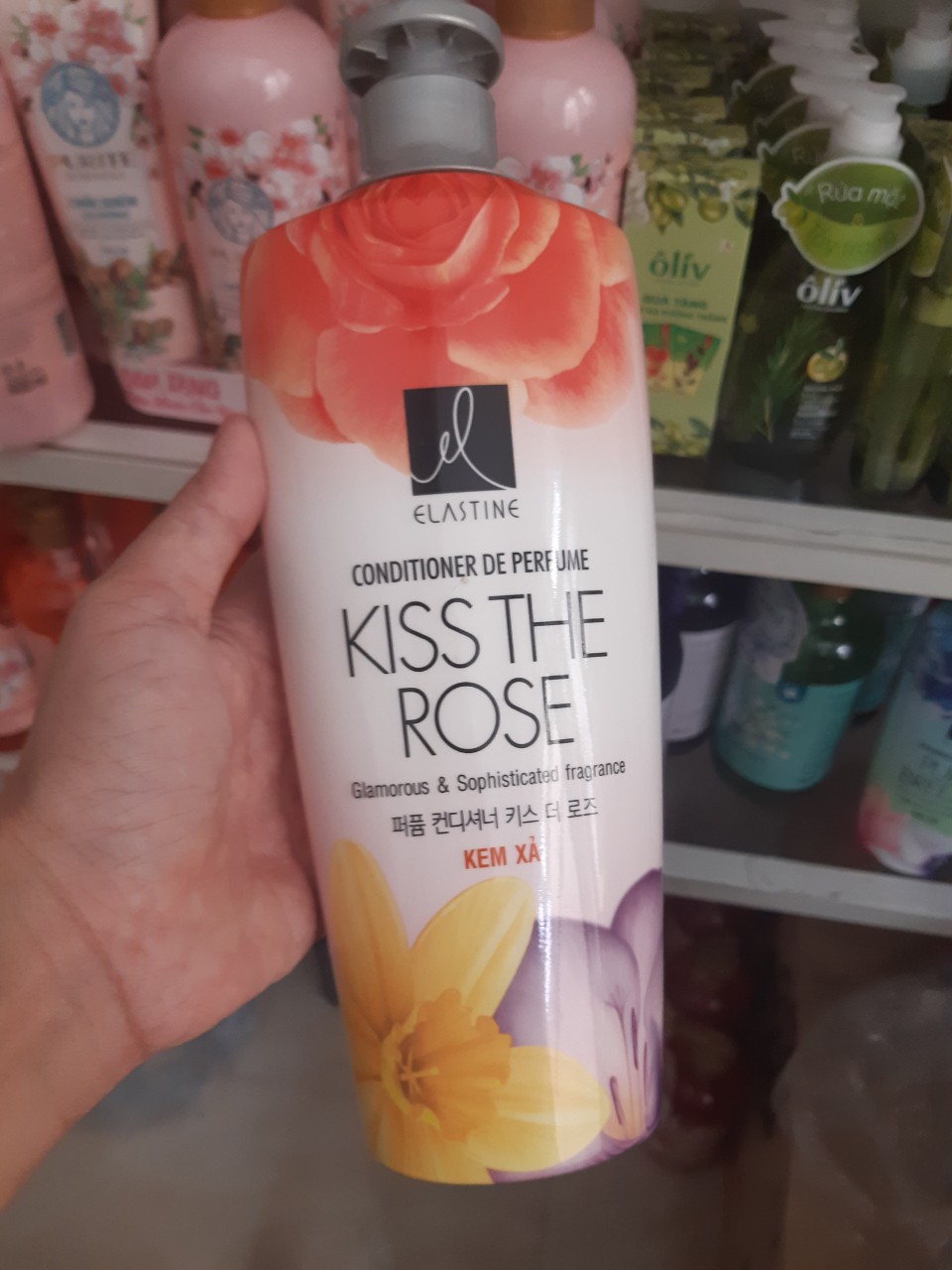 Dầu xả double rich elastine kiss the rose 600ml